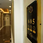 Henry & Hotel
