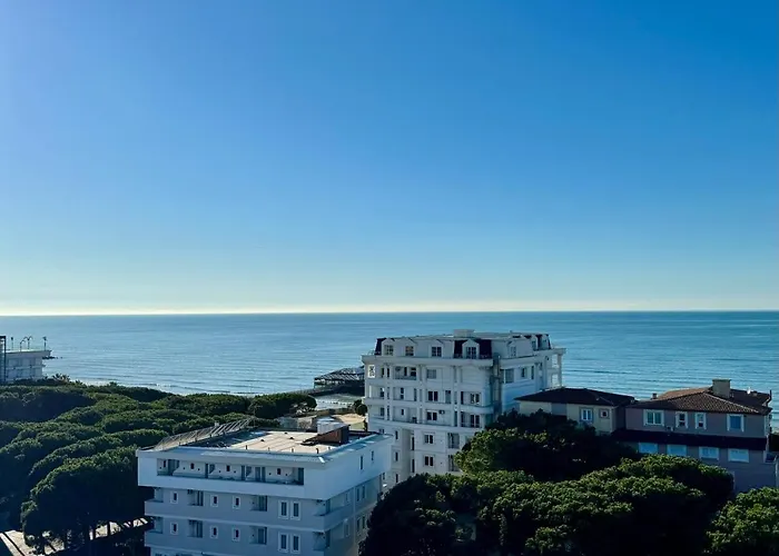 Henry & 5* Golem (Tirana)